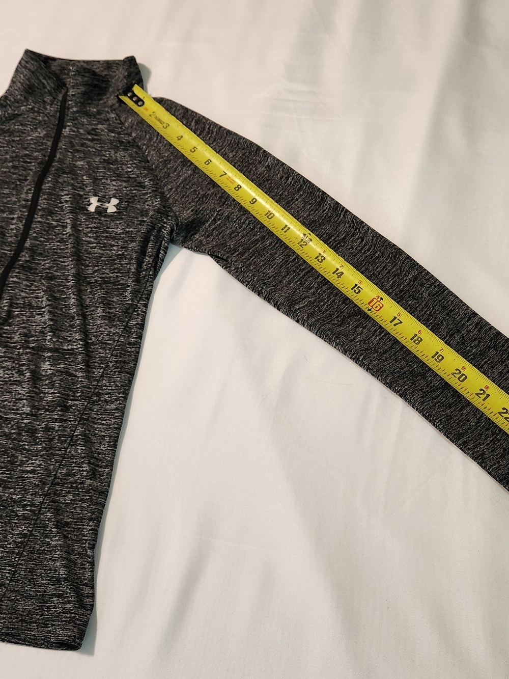 Under Armour Men's Gray Heather Quarter-Zip Performance Top - Picture 6 of 10